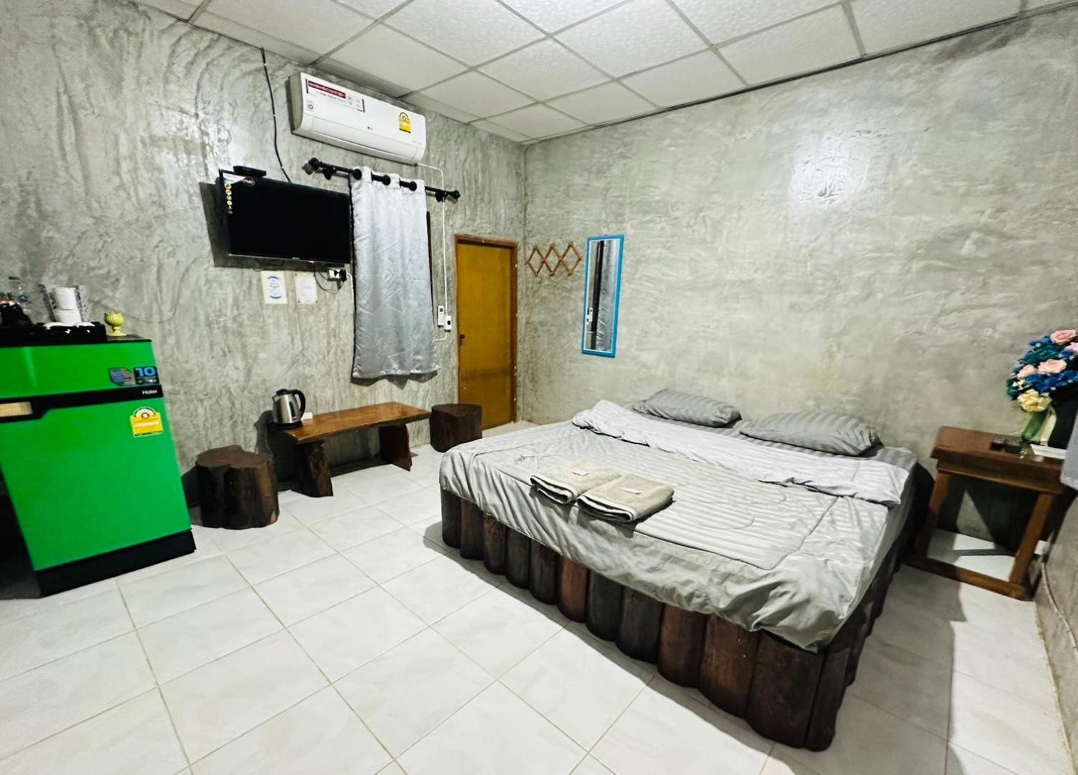 บ้านภทรพรรณ ขุนยวม แม่ฮ่องสอน Ban Pataraphan Khunyuam Maehongson Thailand Ban Khun Yuam Екстер'єр фото